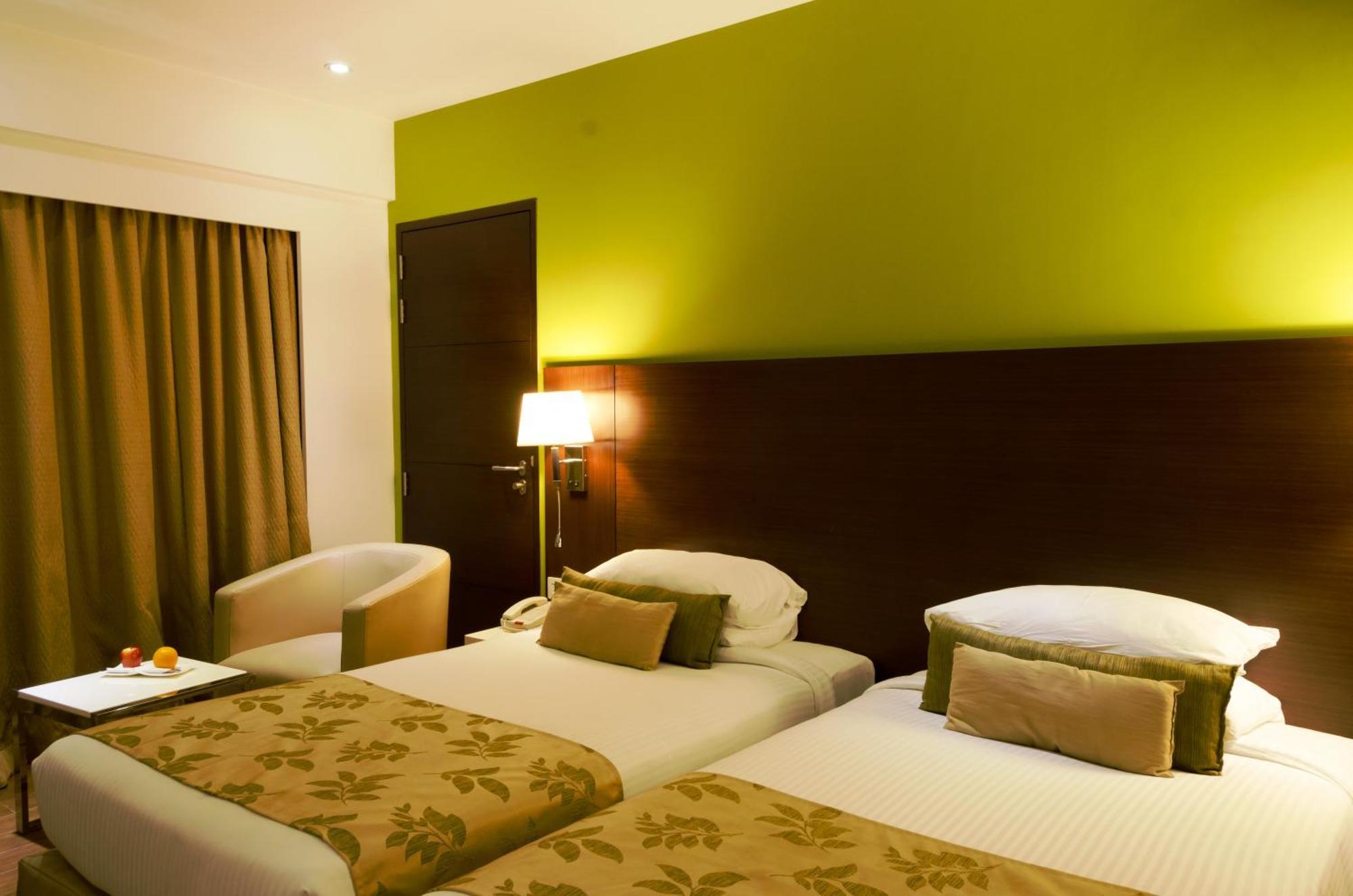 Ramee Grand Hotel And Spa, Pune Exterior photo