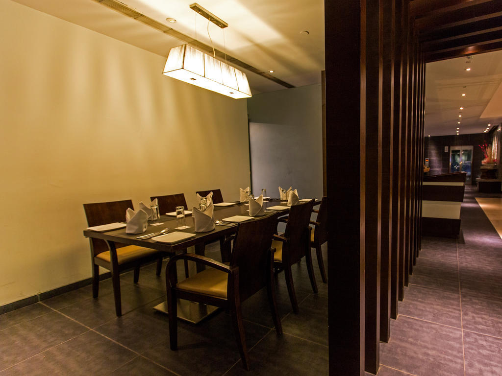Ramee Grand Hotel And Spa, Pune Exterior photo