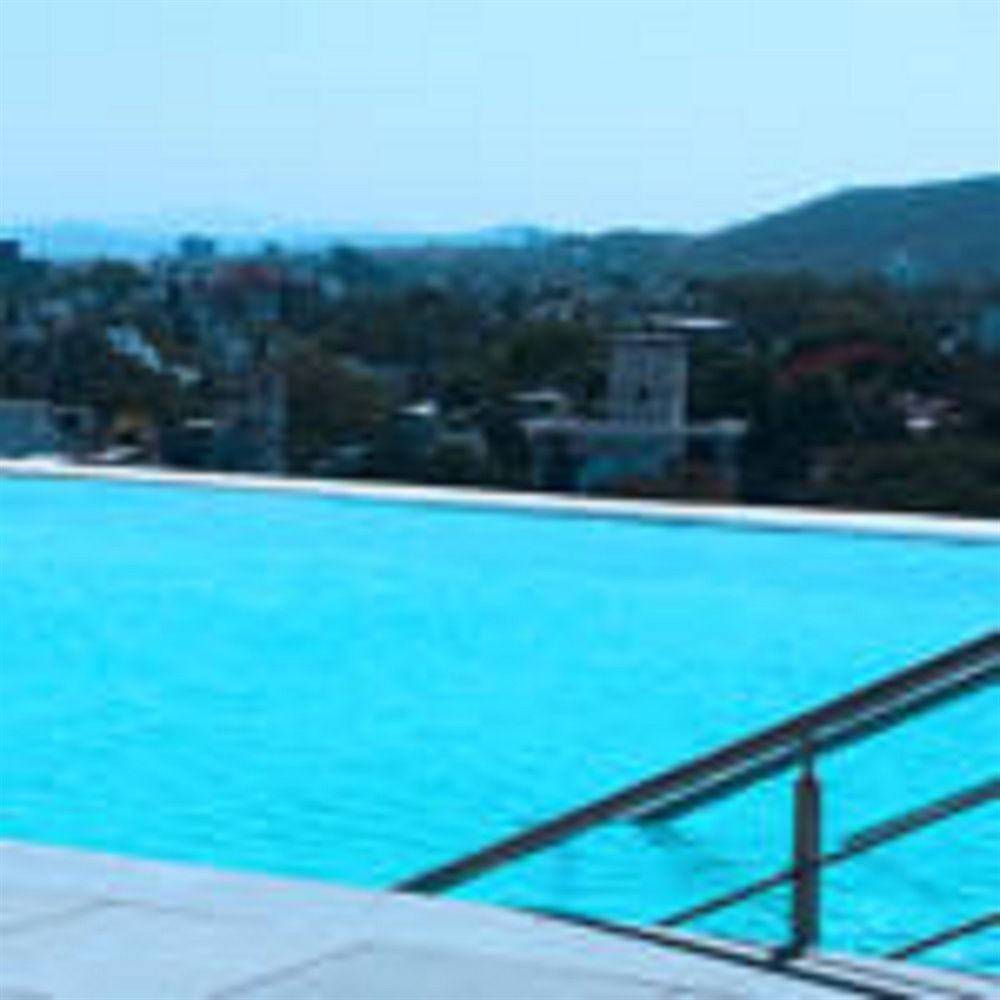 Ramee Grand Hotel And Spa, Pune Exterior photo